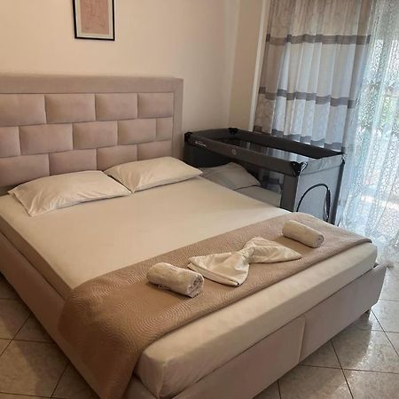 Mimoza Apartments Sarandë エクステリア 写真