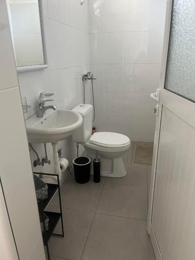 Mimoza Apartments Sarandë エクステリア 写真
