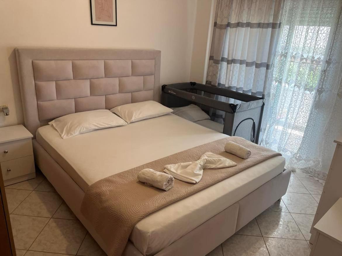 Mimoza Apartments Sarandë エクステリア 写真